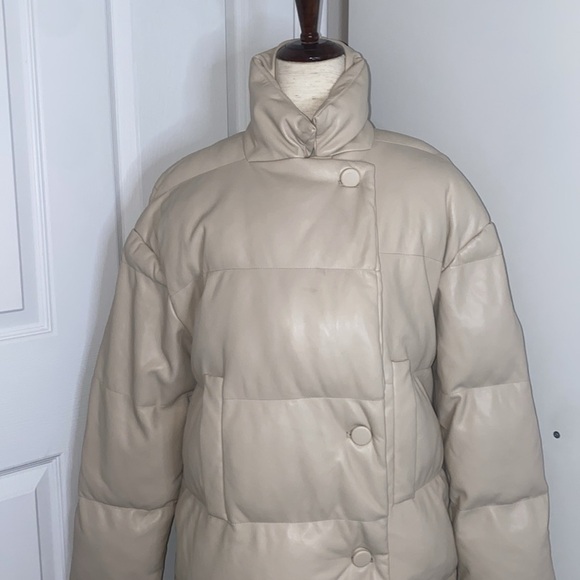 SOMETHING NAVY Faux Leather White Puffer Winter Coat Button Up Jacket-flawed - Picture 7 of 15